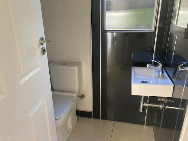 To Let Commercial Property for Rent in Walmer Eastern Cape